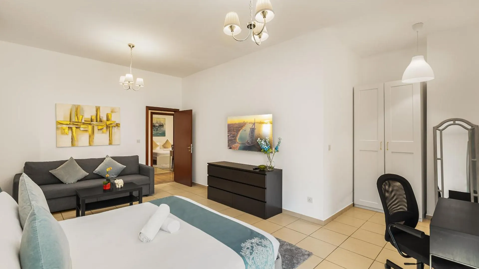 Beautiful 2Br & 4Br Apartments On Jbr Beach, Walking Distance To Bluewaters Island - By Sunkissed Holiday Homes دبي
